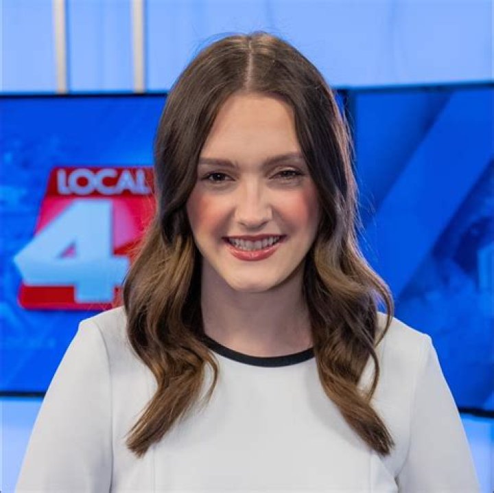 Danielle Davis Bio, Age, Husband, Salary, Net Worth, Local4 News, and Facebook
