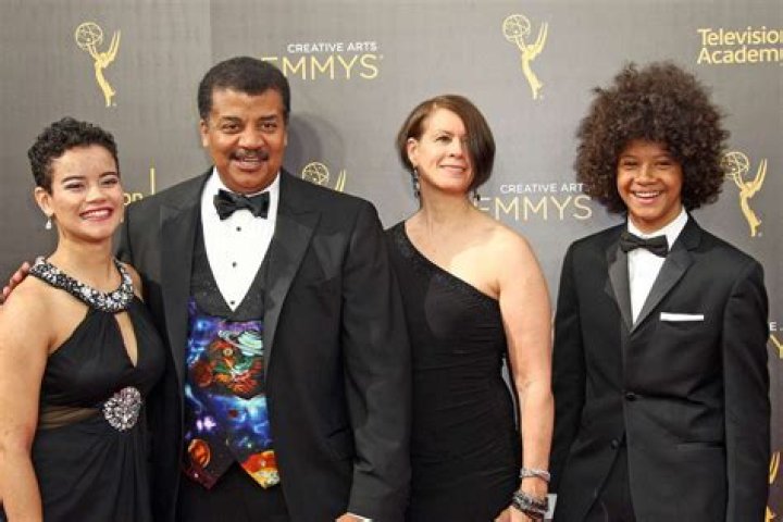 How Old Is Neil deGrasse Tyson Daughter Miranda Tyson? Meet Her On Instagram