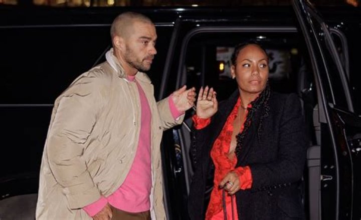 Jesse Williams Held Hands WIth His GF Ciarra Pardo In NYC: Photos Hollywood Life