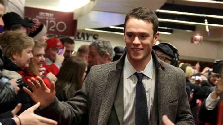 Unveiling Jonathan Toews' Net Worth: Discover His Wealth Secrets