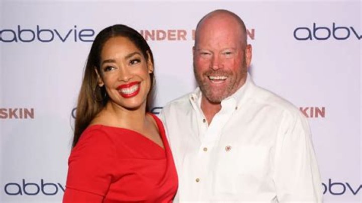 Who Is Gina Torres Boyfriend In 2023